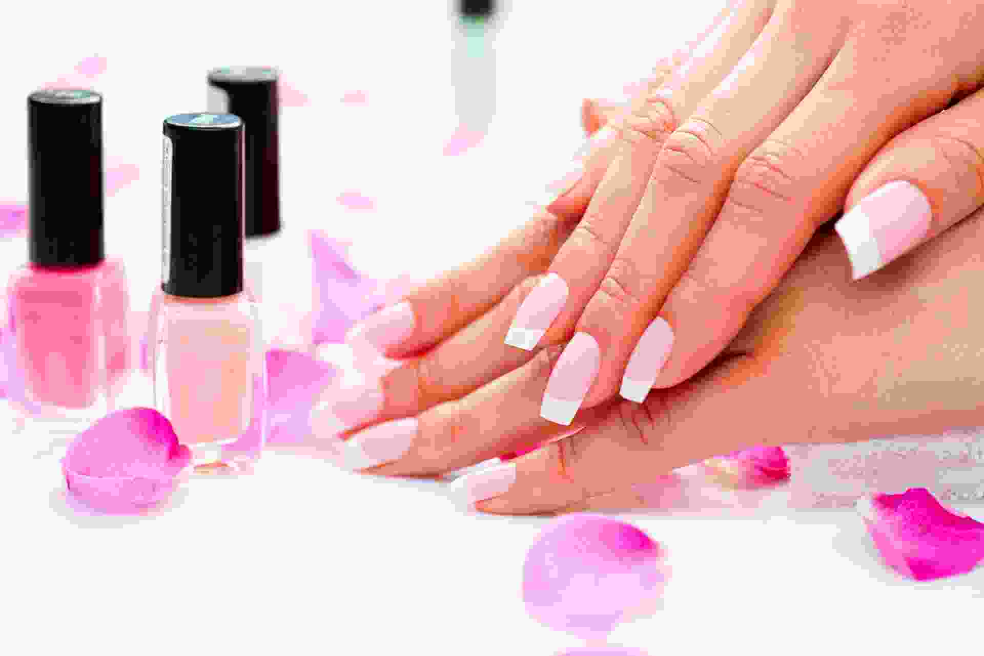 Manicure-and-Hands-Spa